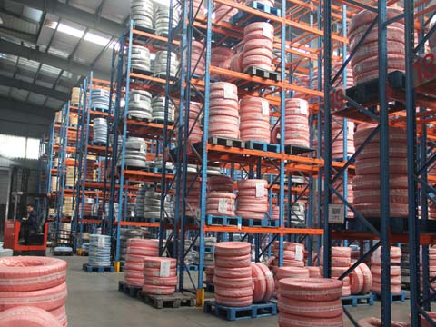 高溫高壓蒸汽耐磨軟管?chē)娚澳酀{空氣酸堿氣體