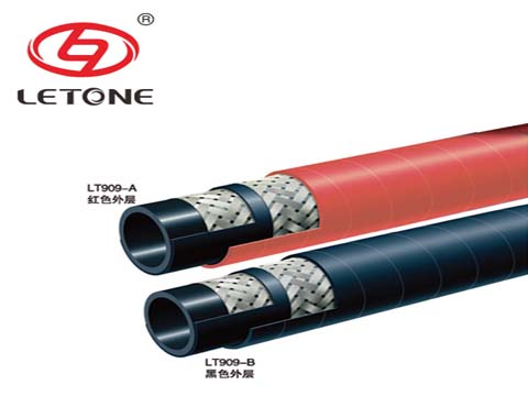 引進(jìn)人才，豐富產(chǎn)品